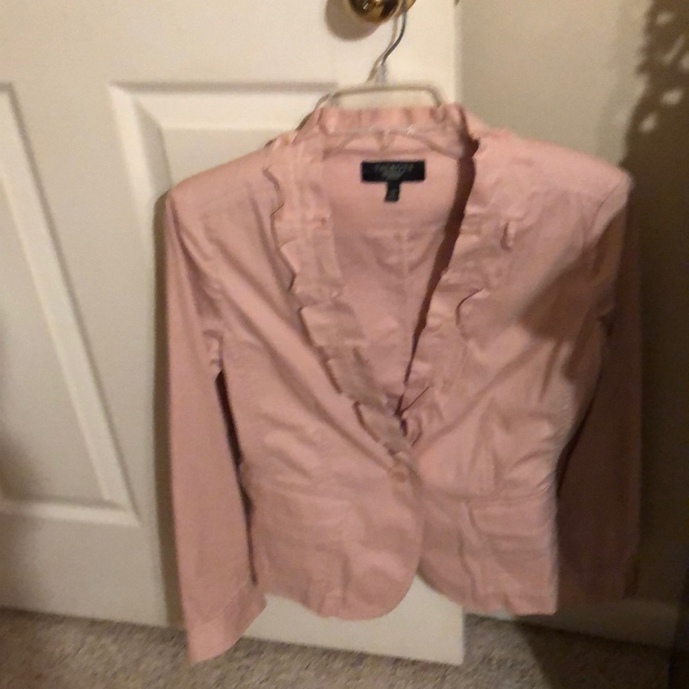 Light dust pink jacket in excellent condition. From Talbots.